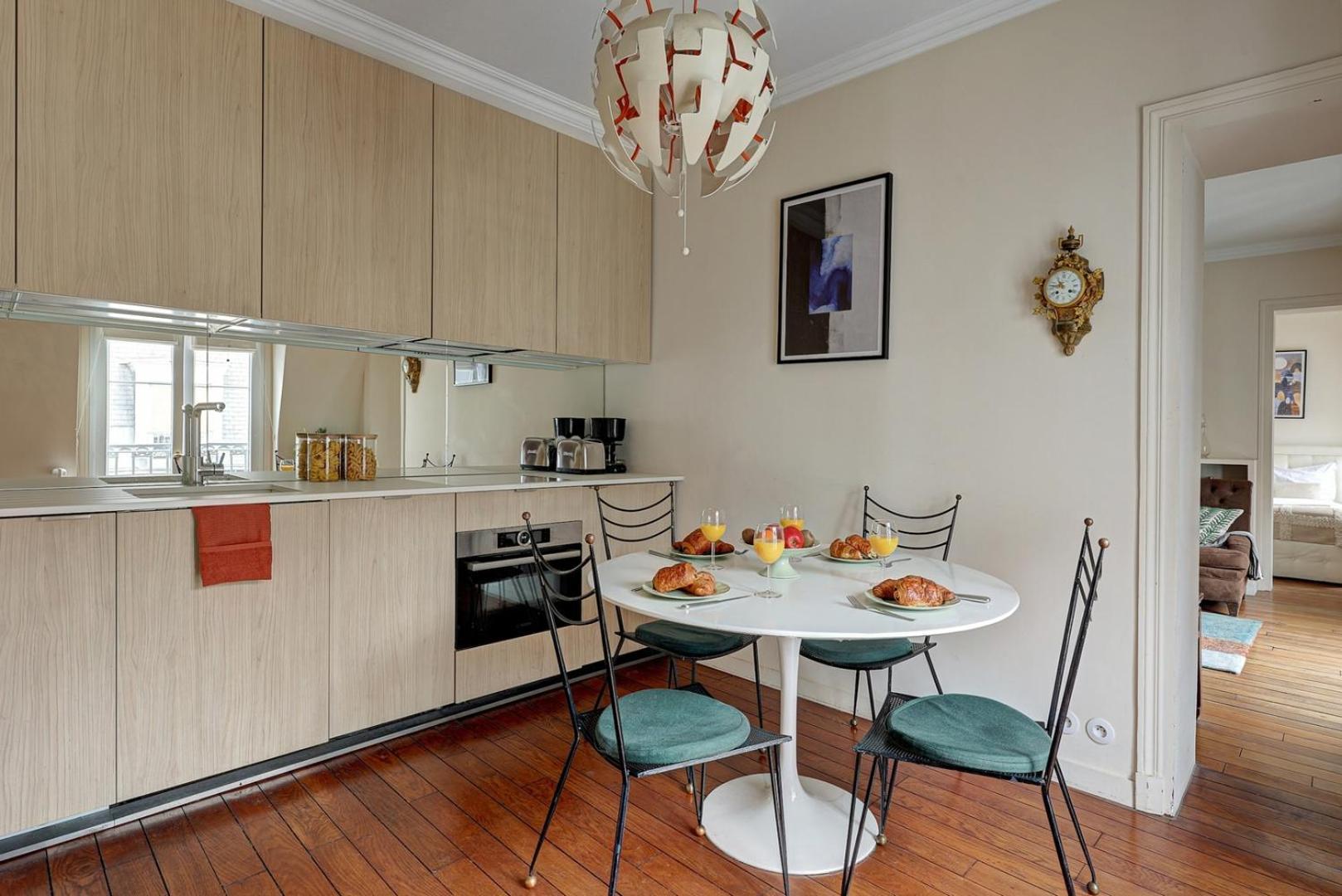 Bnbnook - Elegant 1br Near The Louvre And Odeon Apartment *